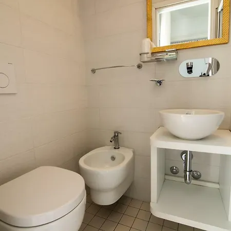 Giovanella Hotel 3*